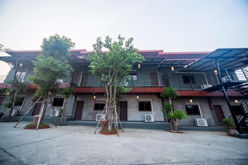 First Residence Mae Rim Bagian luar foto