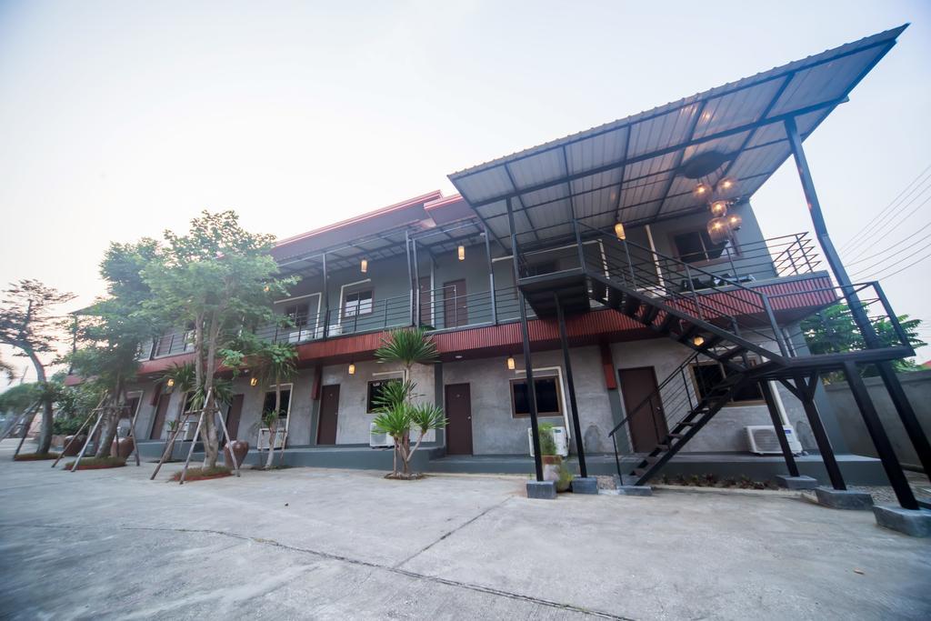 First Residence Mae Rim Bagian luar foto